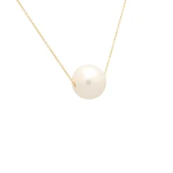 Colgante con perla cultivada y cadena fina de oro amarillo