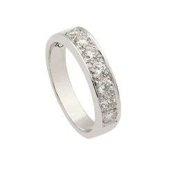Media alianza con diamantes