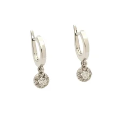 Pendientes de diamantes con forma de pequeños aros