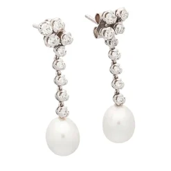 Pendientes de oro blanco, diamantes y perlas