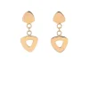 Pendientes de oro rosa y forma triangular