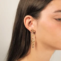 Pendientes largos con diamantes multicolores