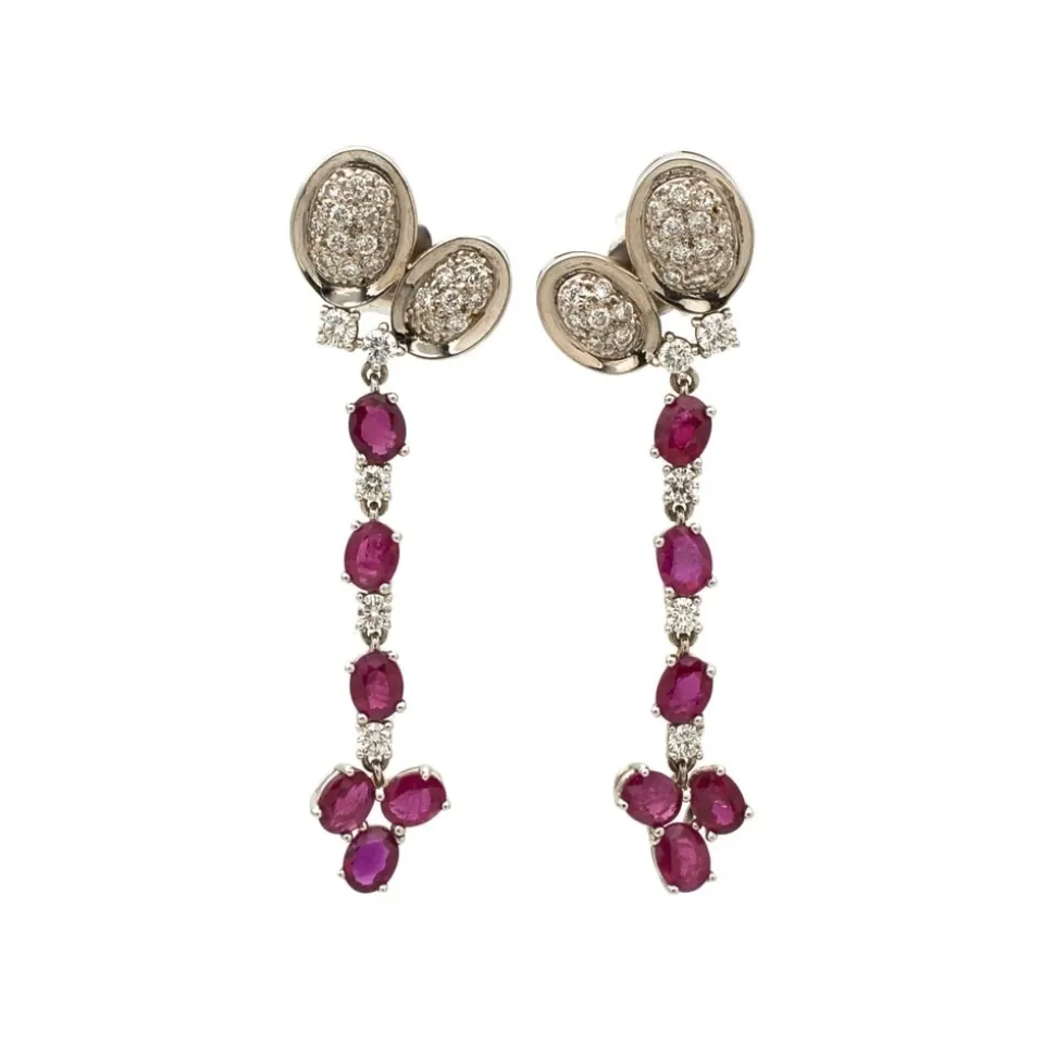Pendientes largos de oro blanco con rubíes y diamantes - 0888