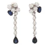 Pendientes largos de zafiros y diamantes