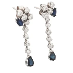 Pendientes largos de zafiros y diamantes