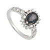 Sortija con zafiro y orla de diamantes