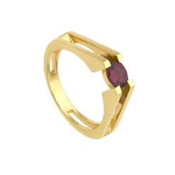 Sortija de oro amarillo y rodolita