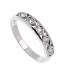 Sortija de oro blanco y cinco diamantes