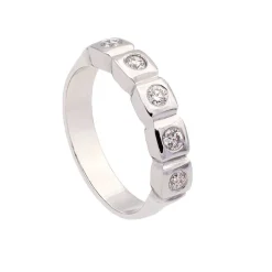 Sortija diamantes en cuadrados