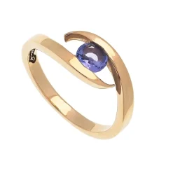 Sortija en oro amarillo y tanzanita